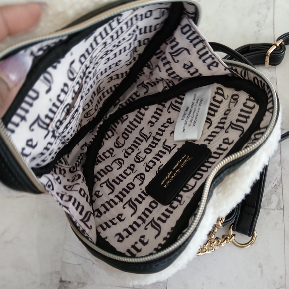 Juicy Couture Heart-Shaped Black and White Bag - Picture 4 of 6